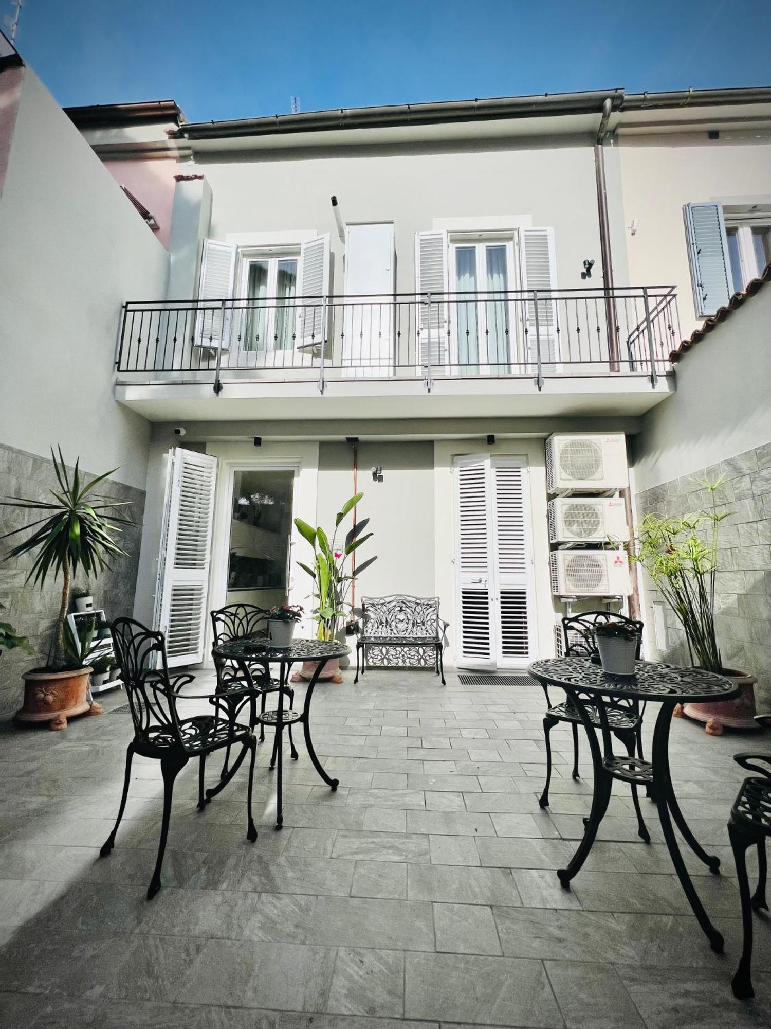 Bed and Breakfast Lucentum Prato  Exterior foto